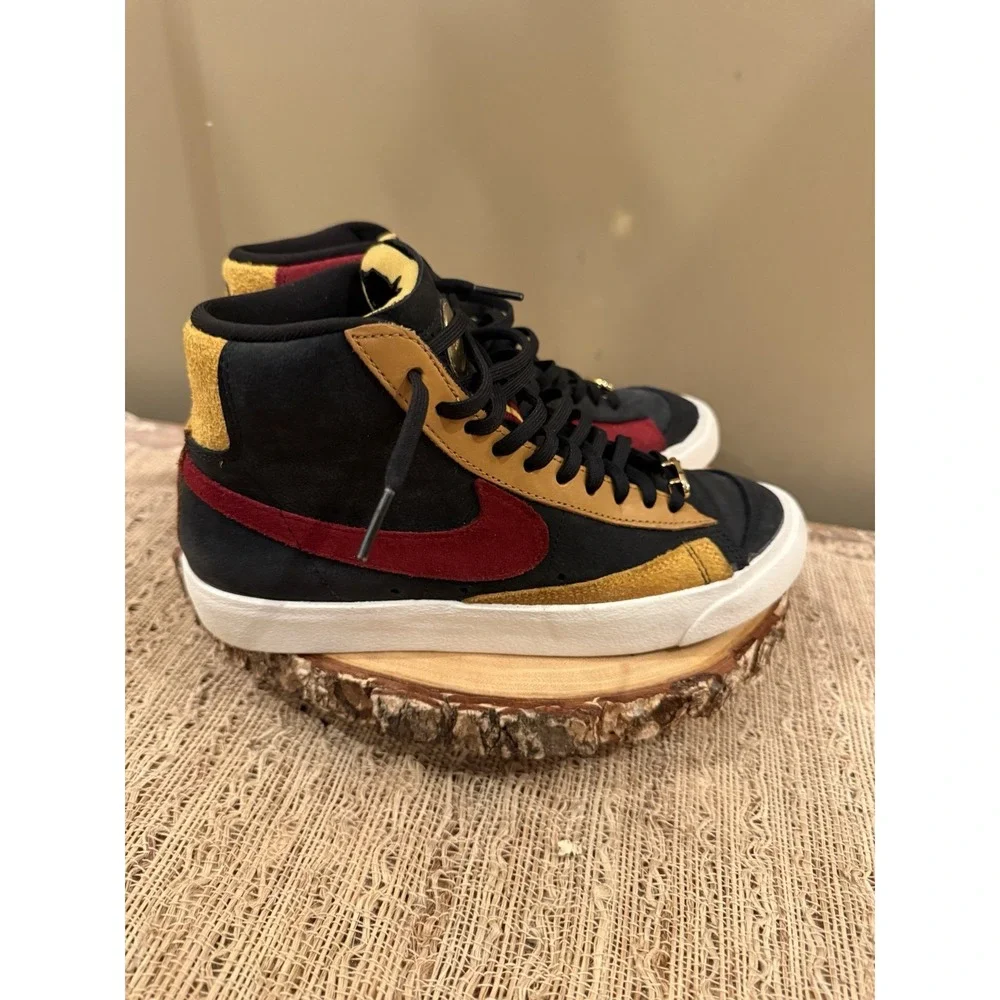NIKE WOMEN'S BLAZER MID 77 QS DOROTHY GATERS Sz 7‎ Chicago